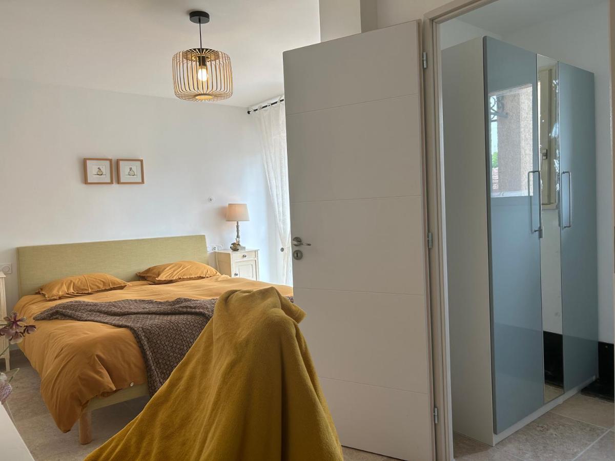 Bed and Breakfast Au Ciel Etoile Кастийон-дю-Гар Экстерьер фото