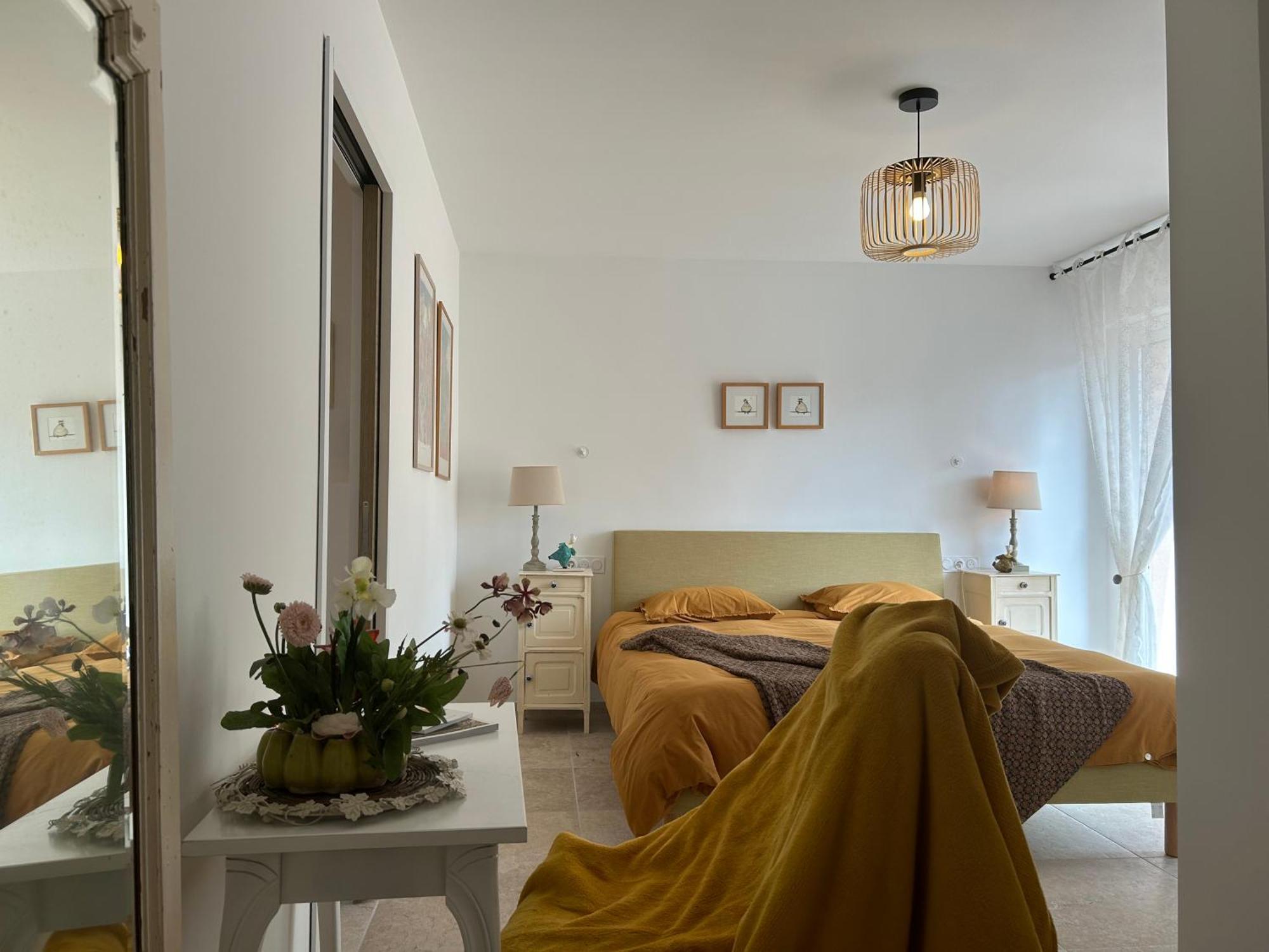 Bed and Breakfast Au Ciel Etoile Кастийон-дю-Гар Экстерьер фото