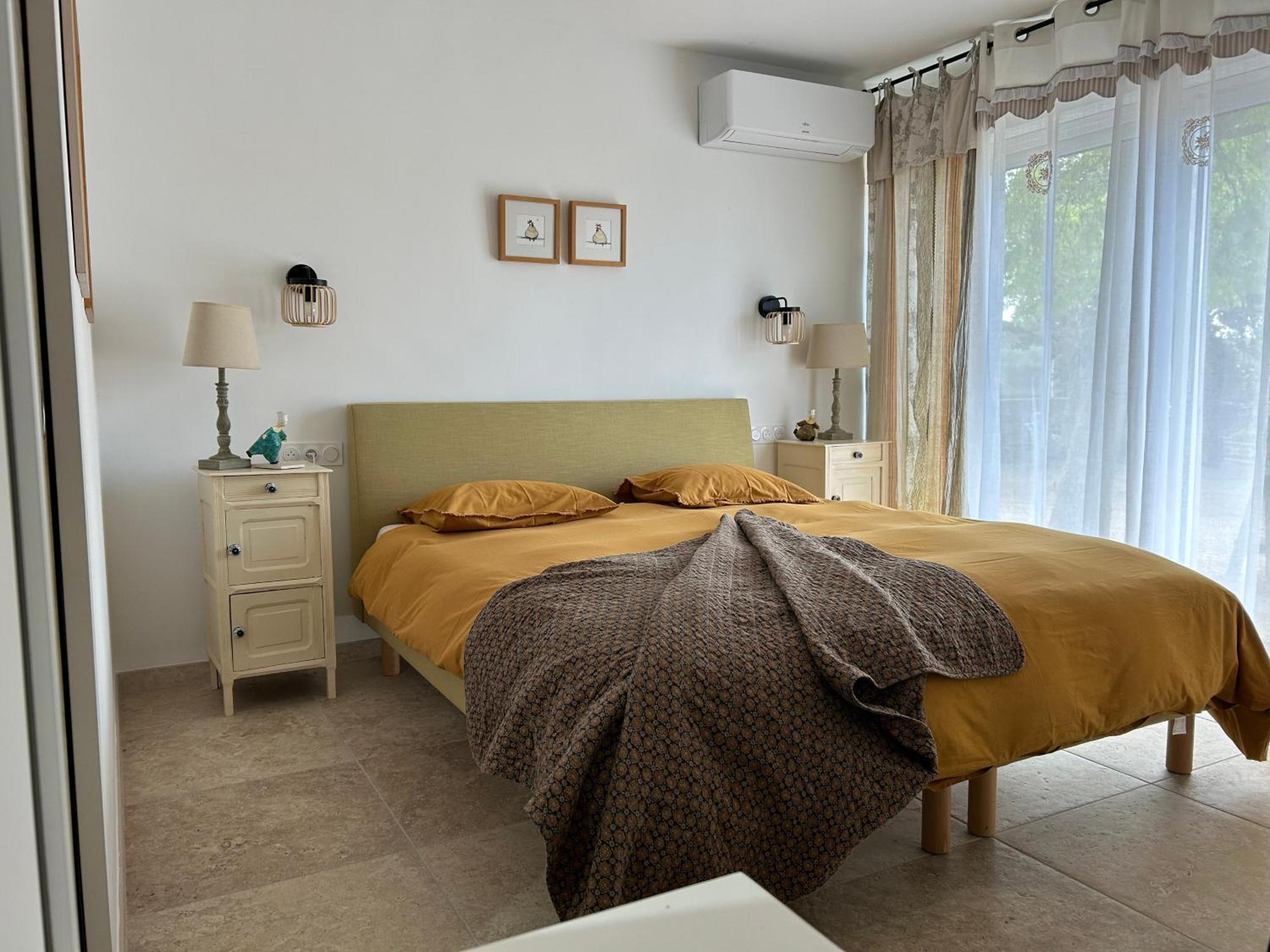 Bed and Breakfast Au Ciel Etoile Кастийон-дю-Гар Экстерьер фото